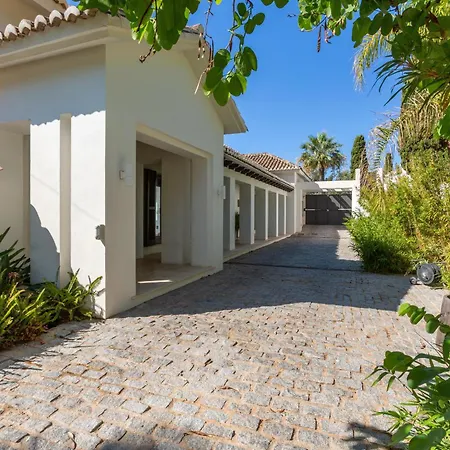 Vivi Homes - Casa Del Mar - With Private Pool And Views Villa